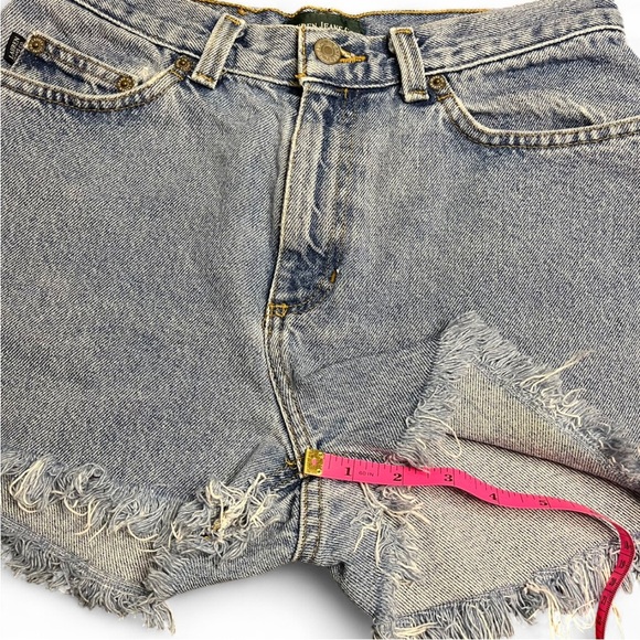 Ralph Lauren Frayed Denim Shorts Size 4 Light Wash - Picture 9 of 11